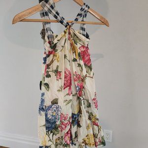 Monnalisa Girls floral casual dress size 5 in new condition